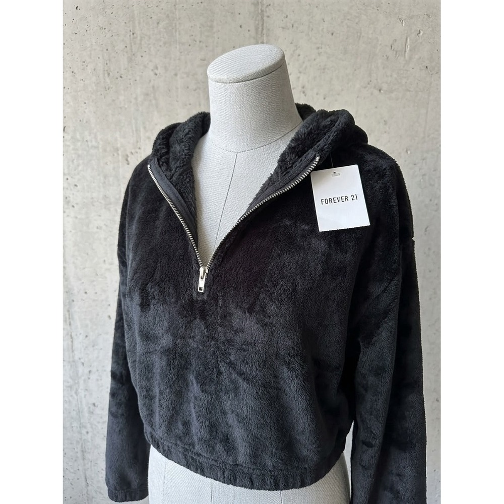Forever 21 Hoodie Women's Large Black Plush Jacket Fuzzy Cozy Sweatshirt New